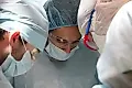 Врачи в Китае извлекли из руки пациентки живых ленточных червей длиной 10 см