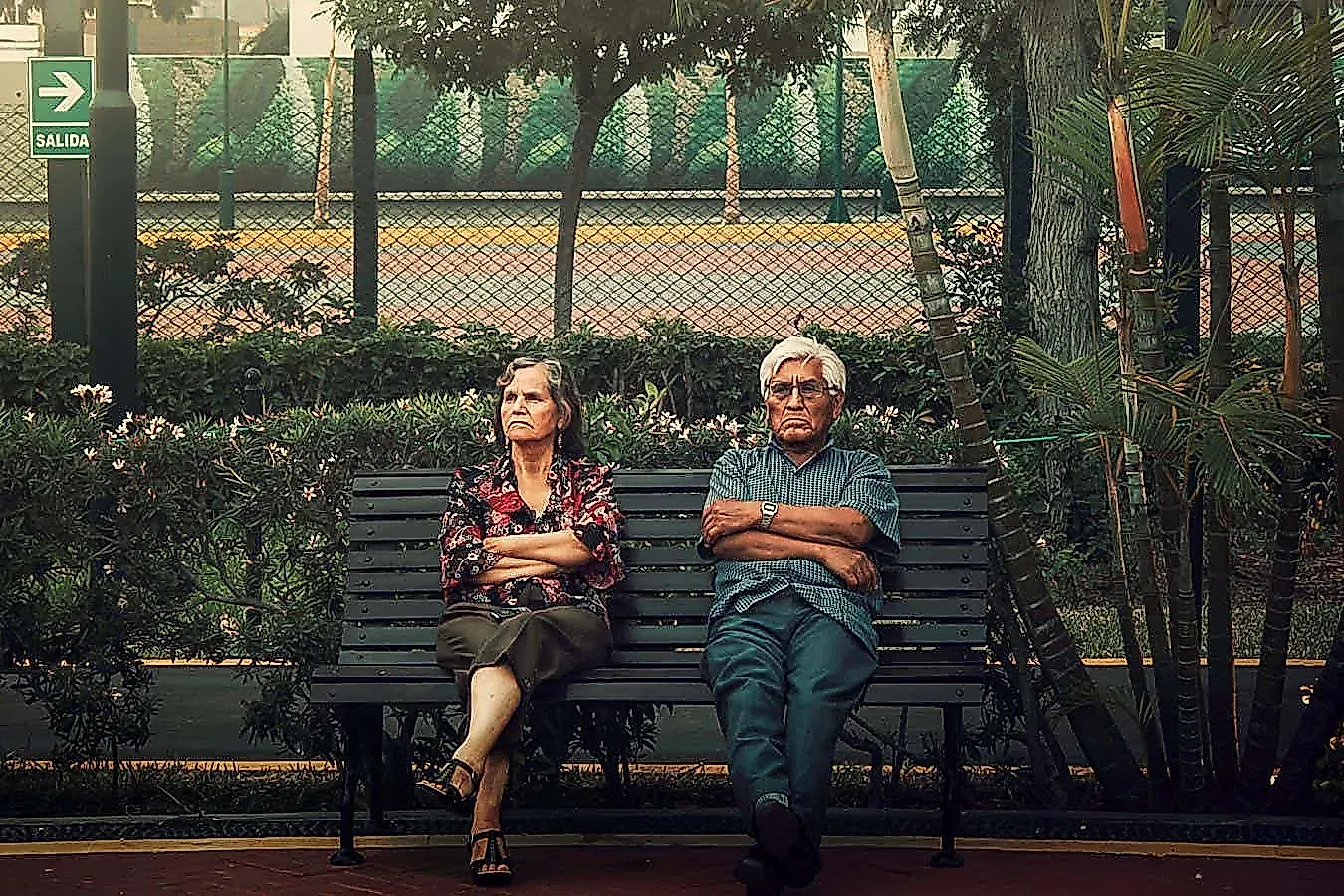 Как негативные мысли о старости ускоряют старение