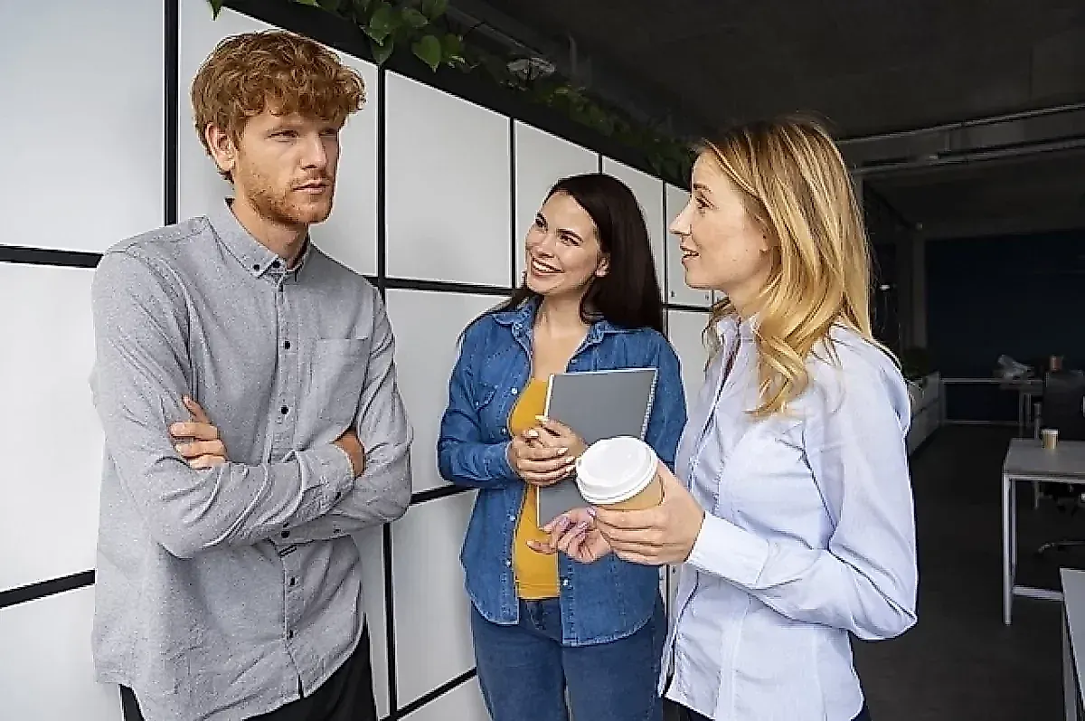 Как распознать ложь: психолог Лидия Иншина раскрывает неочевидные признаки обмана в речи и жестах