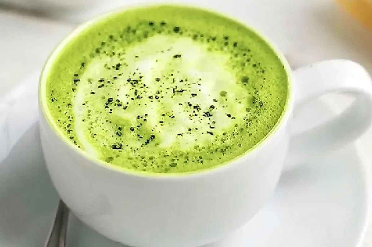 Матча против аллергии: как японский зеленый чай уменьшает чихание и облегчает симптомы аллергического ринита