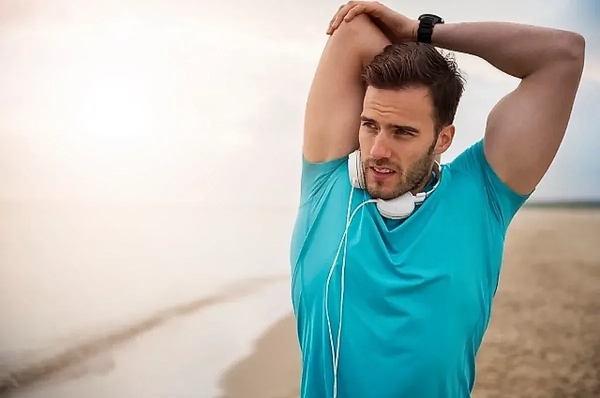 5 пищевых привычек для здоровья от гастроэнтеролога: овощи, цельнозерновой хлеб, орехи, кисломолочные продукты и зеленый чай