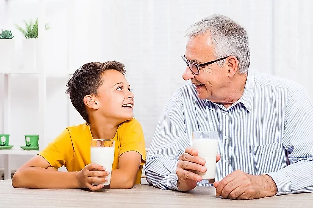 Молоко и инсульт: как один стакан в день снижает риск на 10% по данным японских ученых