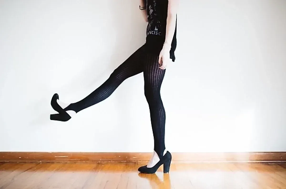 Колготки и термобельё: как одежда влияет на здоровье вен и кожи – советы врачей