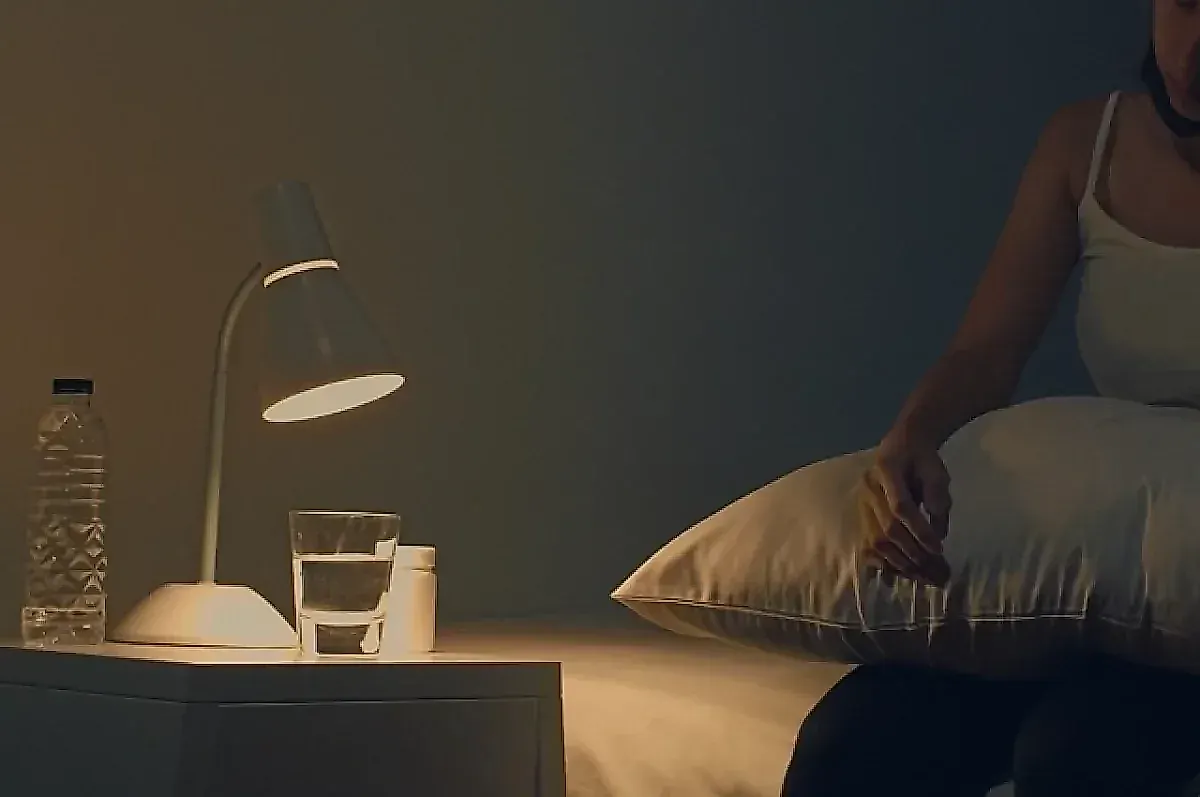 Весенняя бессонница: причины, симптомы и советы психотерапевта Евгения Зверева