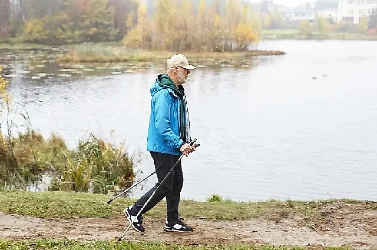 Инфаркт: как снизить риск? Врач Кривега о научно обоснованных 7–8 тысячах шагов в день