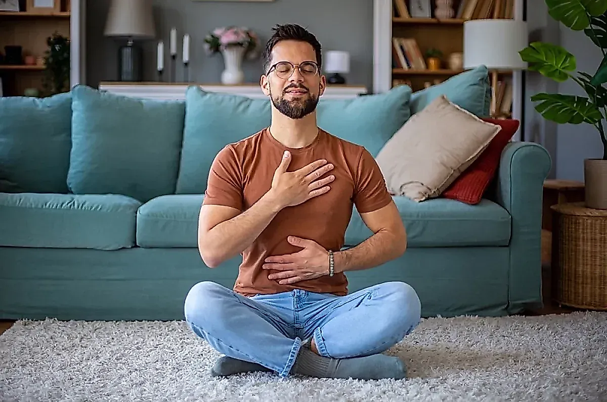 Гимнастика для кишечника: как дыхание и стресс влияют на запоры и вздутие