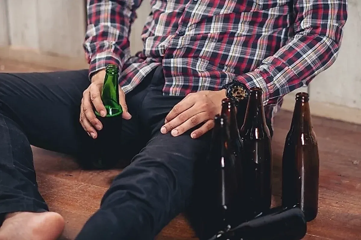 Алкоголь и тревожность: как спиртное влияет на мозг и настроение по мнению нейрофармаколога