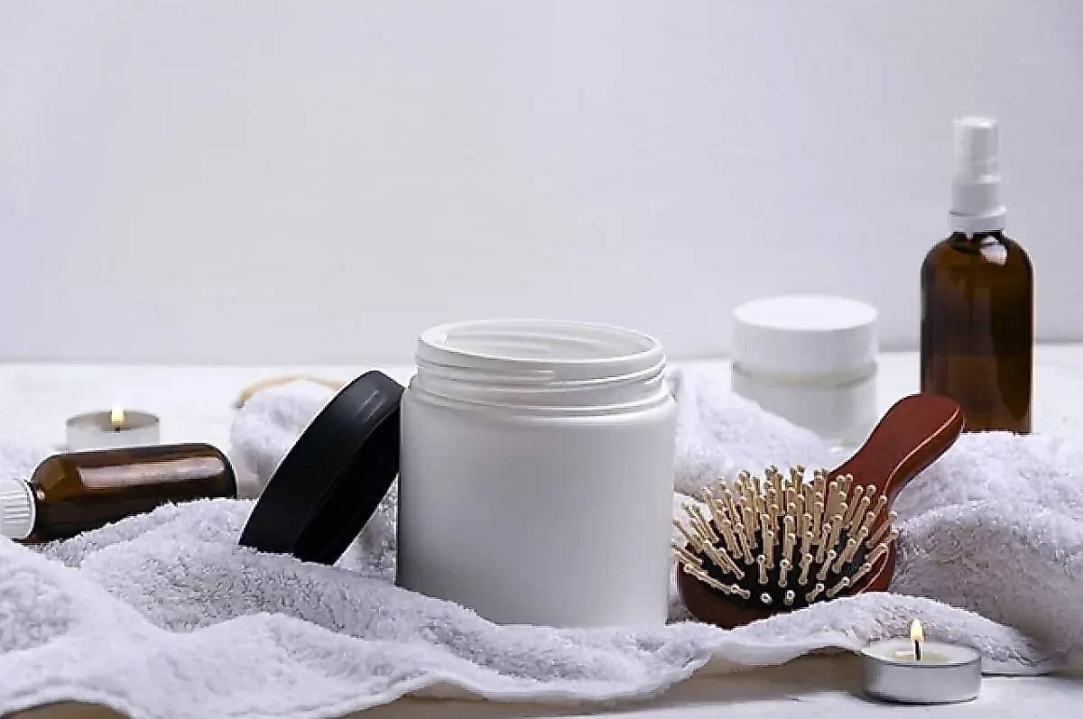 Трихолог предупреждает: почему нельзя пользоваться чужой расческой и чем опасен ботокс для волос