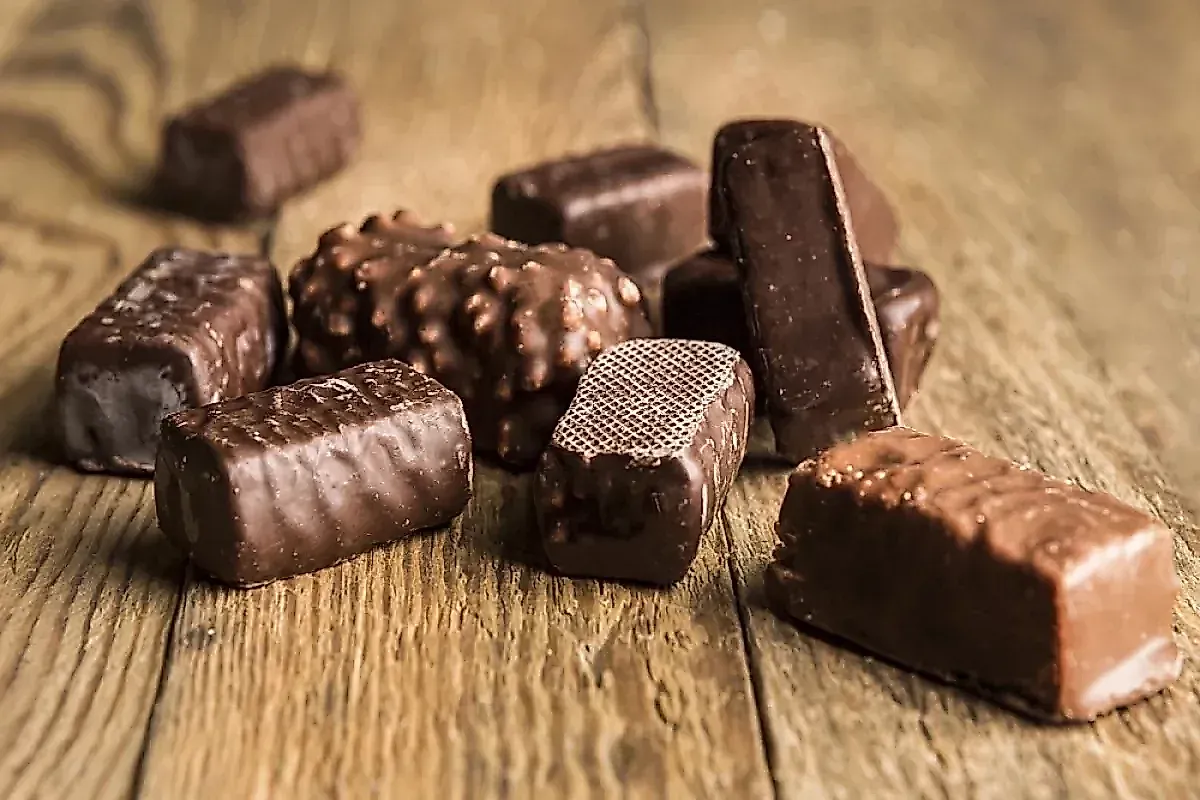 Сколько шоколадных конфет можно есть в день: рекомендации диетолога Софии Ковановой