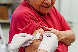 Воспаление и болезнь Альцгеймера: как снизить риск простыми способами