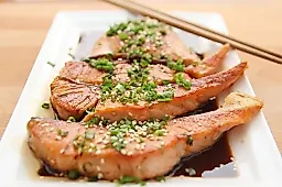 Лосось — лучшая рыба для сердца: советы кардиолога