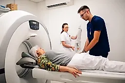 МРТ: сколько можно находиться в аппарате и чем опасно долгое обследование | Объясняет врач