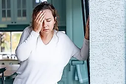 Пять предвестников инсульта: как распознать сигналы организма за дни до приступа