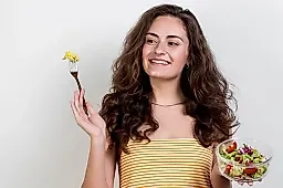 Сколько раз нужно пережевывать пищу для здоровья ЖКТ: рекомендации диетолога Натальи Мизиновой