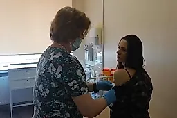 Сезон клещей 2026 в Петербурге: ранний старт, вакцинация и действия при укусе