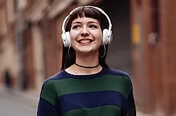 Наушники и слух: факты о вреде, мифах и правилах безопасного использования