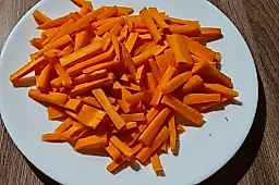 Самый полезный перекус по мнению диетолога Софьи Ковановой: что есть, чтобы надолго утолить голод