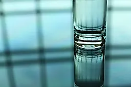 Неочевидные признаки обезвоживания: как распознать нехватку воды в организме до появления жажды