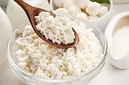 Творог в ежедневном рационе: польза для мышц, костей и контроля веса