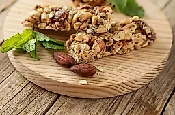 Диетолог Поляков предупреждает: переедание козинаков опасно для здоровья