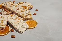 Как выбрать правильный протеиновый батончик: советы диетолога Софии Ковановой