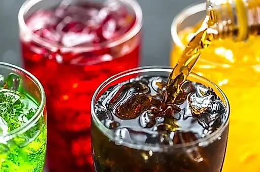 Ультрапереработанные продукты повышают риск рака простаты на треть: результаты нового исследования