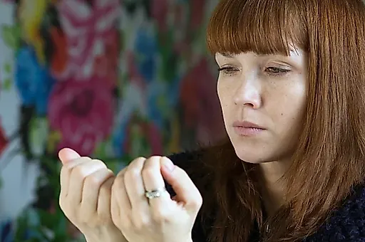 Ломкие и слоящиеся ногти: причины, лечение и укрепление по рекомендациям врачей