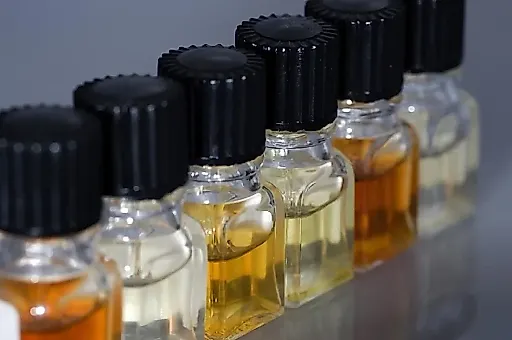 Эфирные масла: польза и опасность. Советы парфюмера Дарьи Верзилиной по применению лаванды, эвкалипта и розмарина